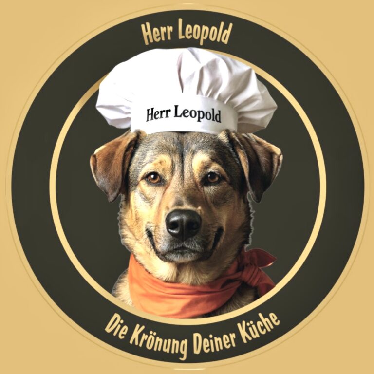 Herr Leopold, Hund mit Kochmütze